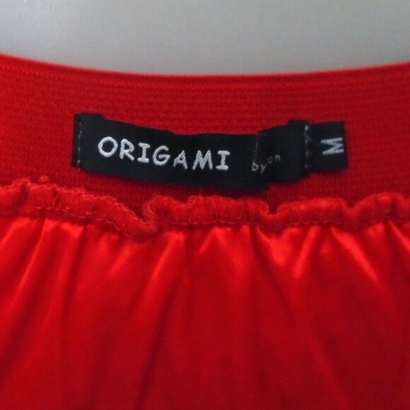 Mini Pencil Skirt Red Lace! for a Special Date - Picture 6 of 8